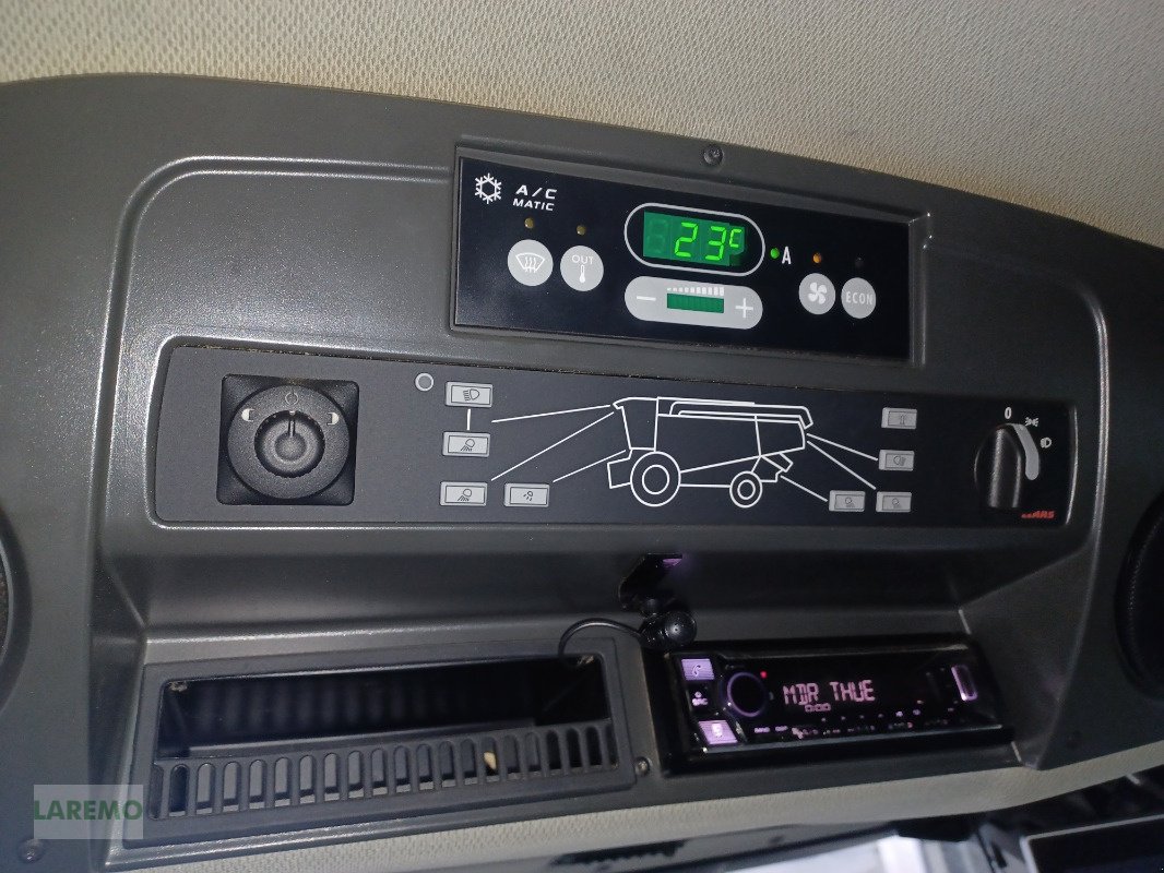 Mähdrescher a típus CLAAS Lexion 8700 TT Terratrac + V 1230, Gebrauchtmaschine ekkor: Langenwetzendorf (Kép 20)