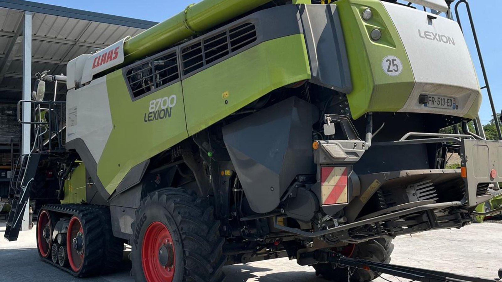 Mähdrescher Türe ait CLAAS LEXION 8700 TT VI GIVER 50 TIMERS HØSTGARANTI I DK !!! Incl. CLAAS Vario 1080 Skærebord og vogn. ,., Gebrauchtmaschine içinde Kolding (resim 4)