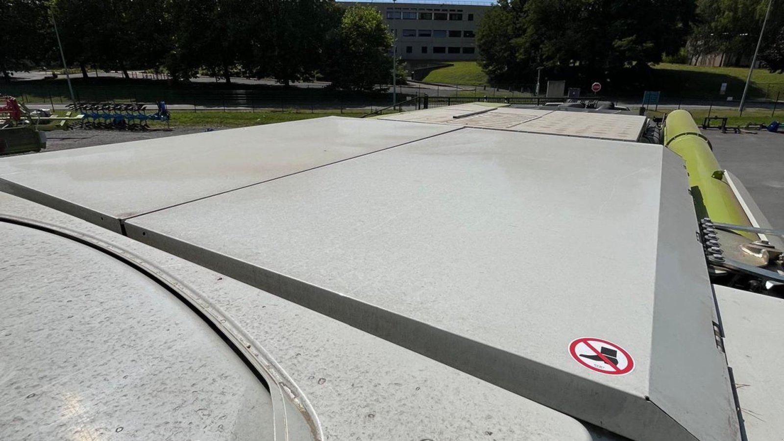 Mähdrescher Türe ait CLAAS LEXION 8700 TT VI GIVER 50 TIMERS HØSTGARANTI I DK !!! Incl. CLAAS Vario 1080 Skærebord og vogn. ,., Gebrauchtmaschine içinde Kolding (resim 10)