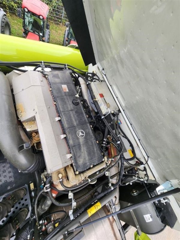 Mähdrescher του τύπου CLAAS LEXION 8700 TT VI GIVER 50 TIMERS HØSTGARANTI I DK !!! Incl. Convio 1230 sejl skærebord og vogn. GPS klar., Gebrauchtmaschine σε Kolding (Φωτογραφία 11)