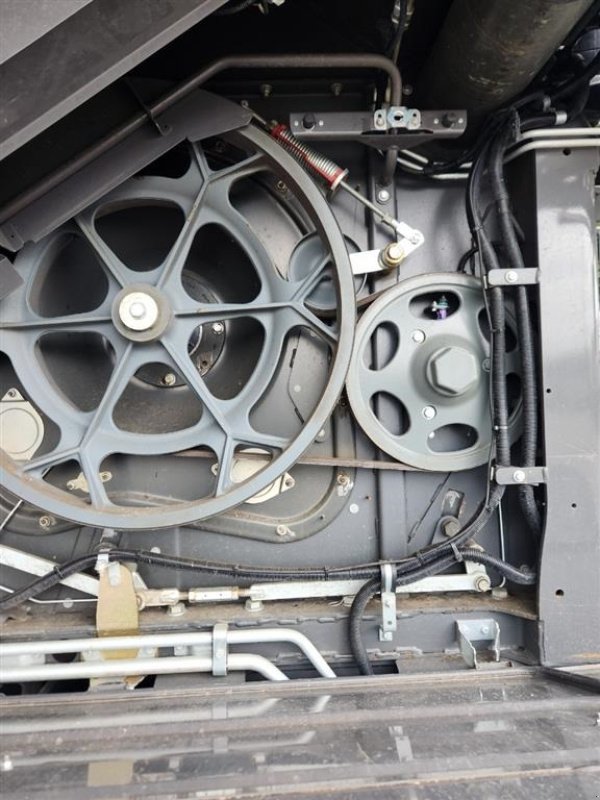 Mähdrescher του τύπου CLAAS LEXION 8700 TT VI GIVER 50 TIMERS HØSTGARANTI I DK !!! Incl. Convio 1230 sejl skærebord og vogn. GPS klar., Gebrauchtmaschine σε Kolding (Φωτογραφία 9)