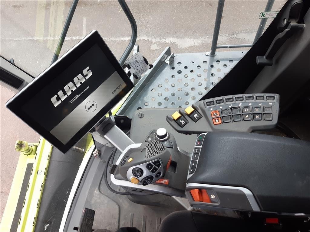 Mähdrescher des Typs CLAAS Lexion 8700 TT, Gebrauchtmaschine in Grimma (Bild 10)
