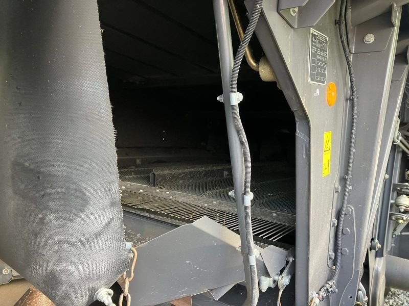 Mähdrescher typu CLAAS LEXION 8700 TT, Gebrauchtmaschine v Mockrehna (Obrázek 10)