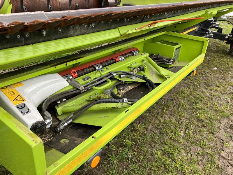 Mähdrescher typu CLAAS LEXION 8700 TT, Gebrauchtmaschine v Mockrehna (Obrázek 19)