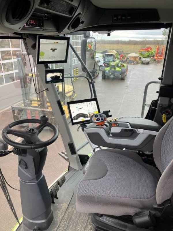 Mähdrescher typu CLAAS LEXION 8700 TT, Gebrauchtmaschine v Mockrehna (Obrázek 8)