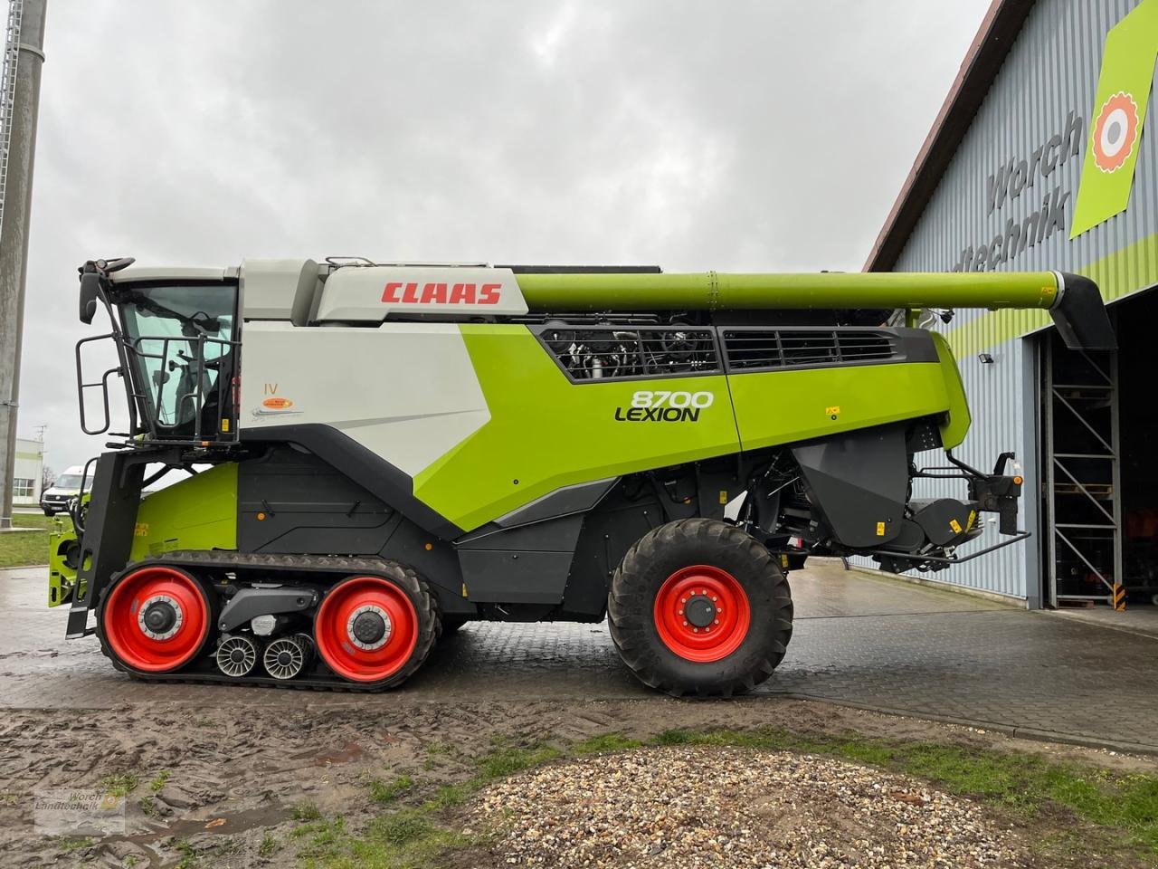 Mähdrescher of the type CLAAS Lexion 8700 TT, Gebrauchtmaschine in Schora (Picture 9)