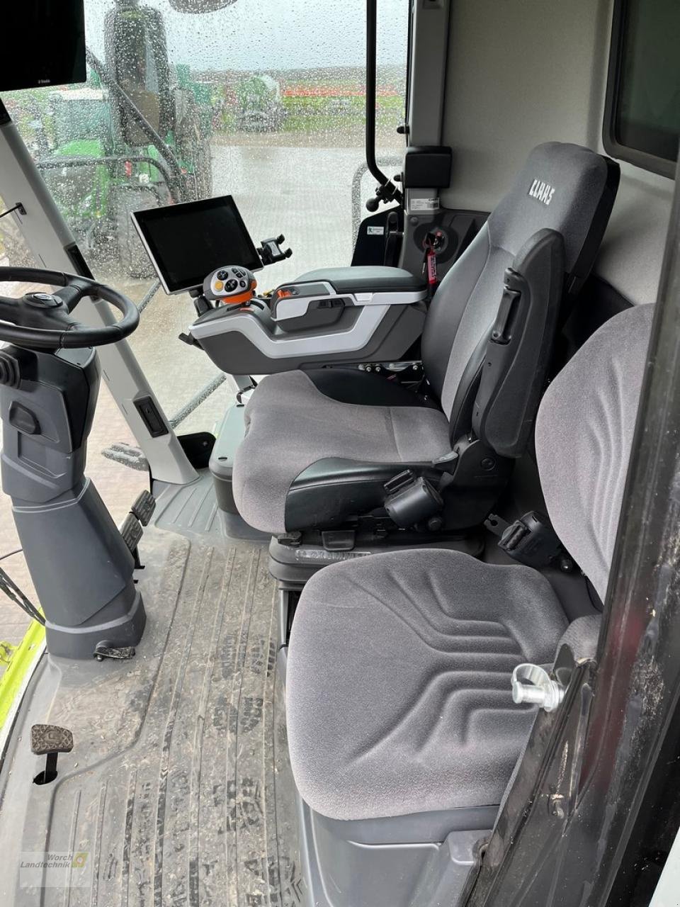 Mähdrescher of the type CLAAS Lexion 8700 TT, Gebrauchtmaschine in Schora (Picture 13)