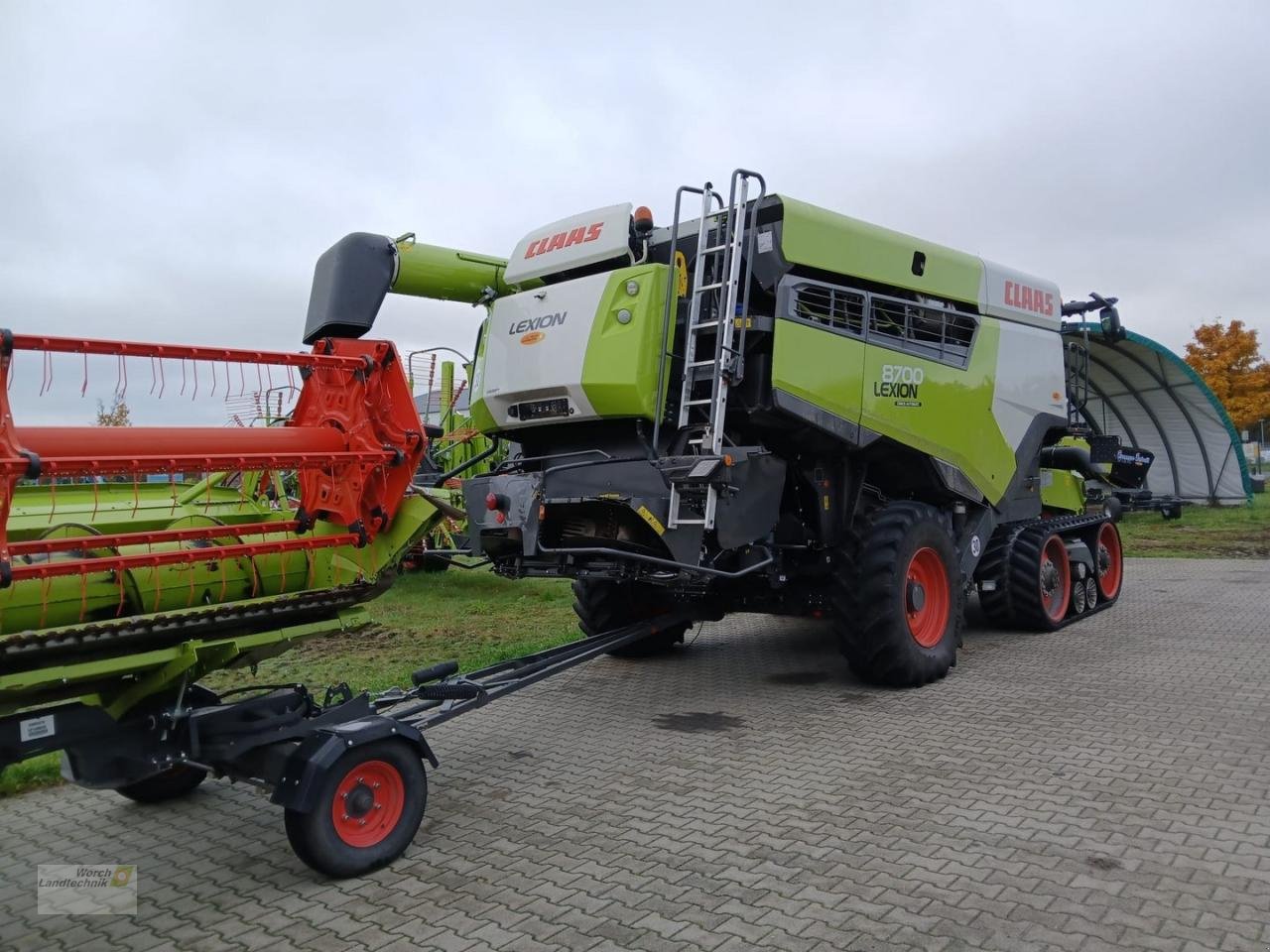 Mähdrescher typu CLAAS Lexion 8700 TT, Mietmaschine w Schora (Zdjęcie 6)