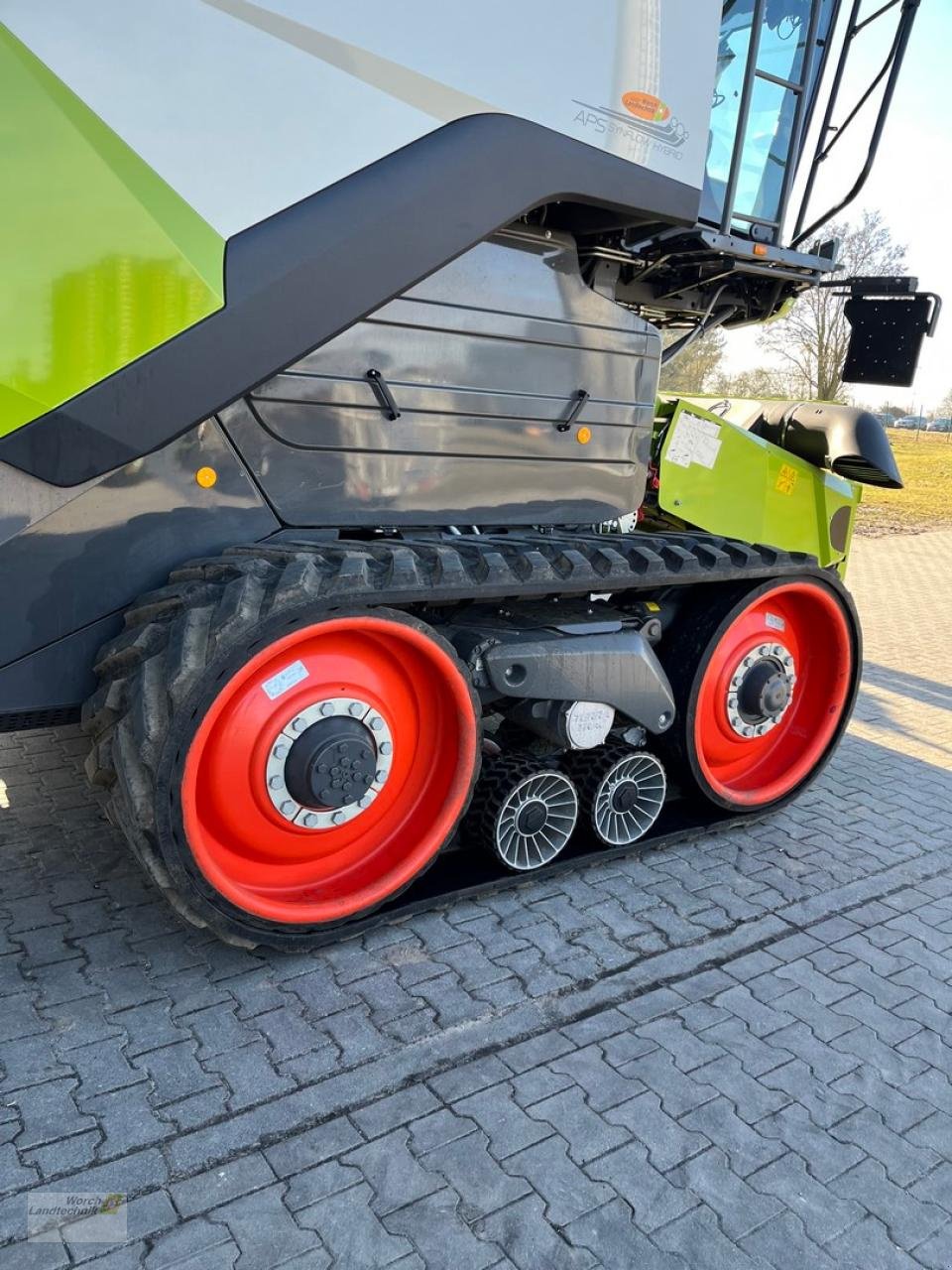 Mähdrescher от тип CLAAS Lexion 8700 TT, Gebrauchtmaschine в Schora (Снимка 5)