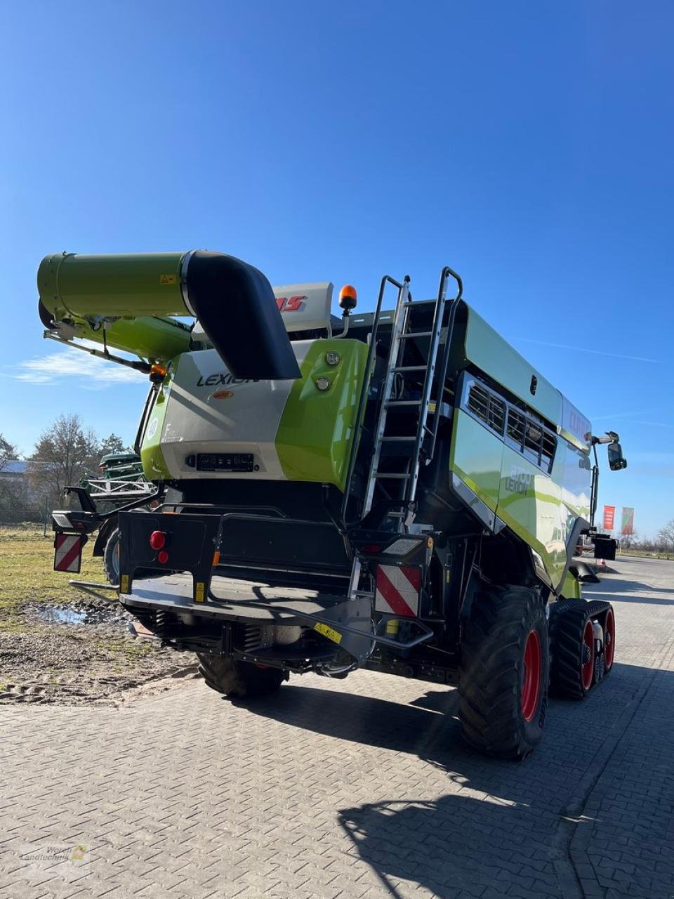 Mähdrescher от тип CLAAS Lexion 8700 TT, Gebrauchtmaschine в Schora (Снимка 19)