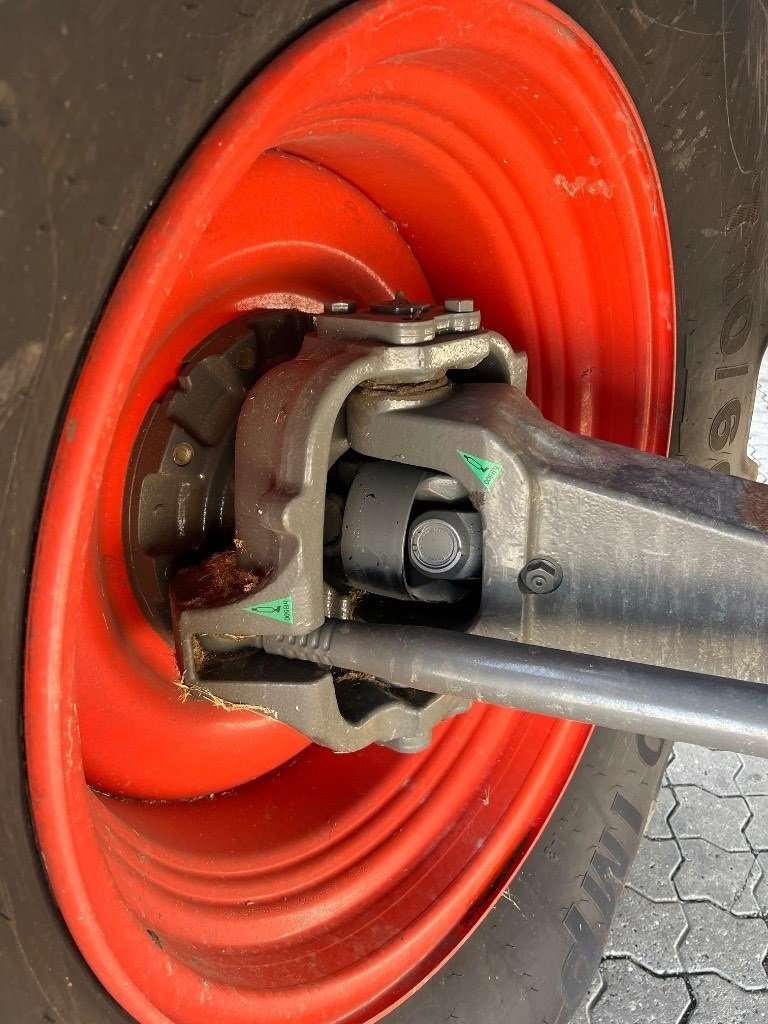 Mähdrescher des Typs CLAAS Lexion 8700, Gebrauchtmaschine in Mern (Bild 10)