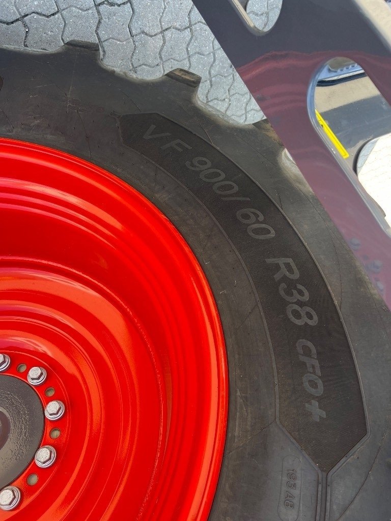 Mähdrescher des Typs CLAAS Lexion 8700, Gebrauchtmaschine in Mern (Bild 17)