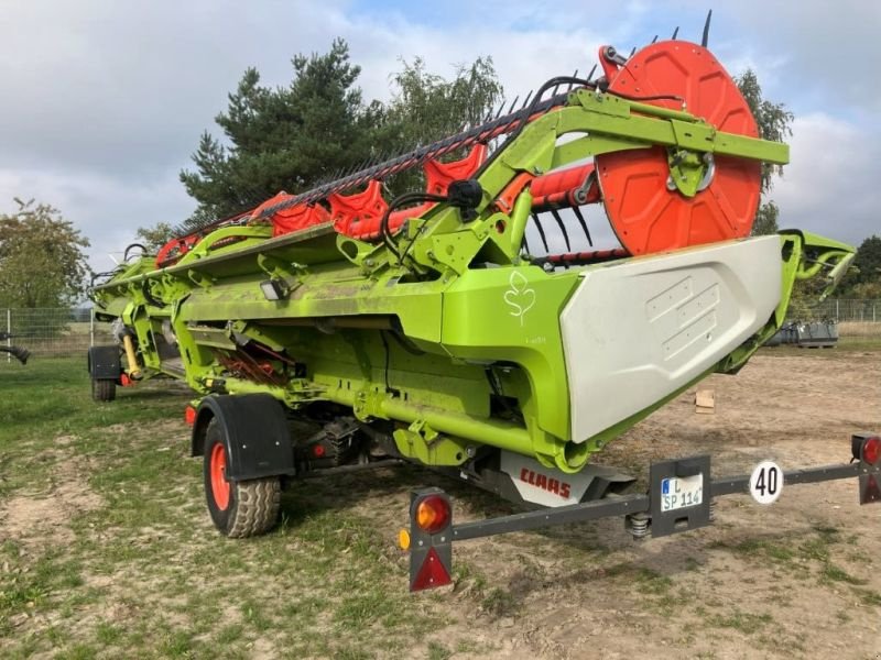 Mähdrescher des Typs CLAAS LEXION 8700TT, Gebrauchtmaschine in Mockrehna (Bild 8)