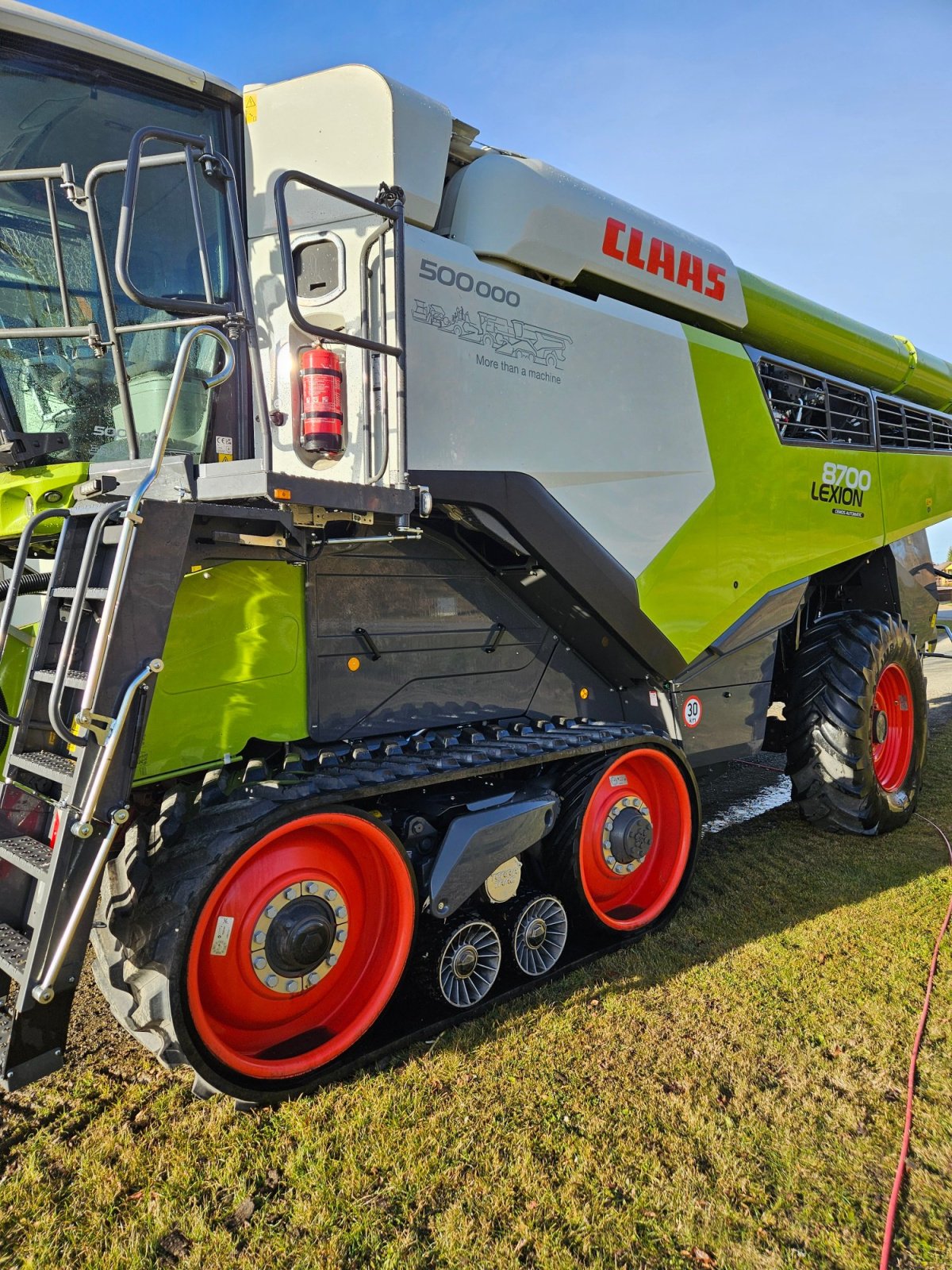 Mähdrescher van het type CLAAS Lexion 8700tt, Gebrauchtmaschine in Groß Gerungs (Foto 1)