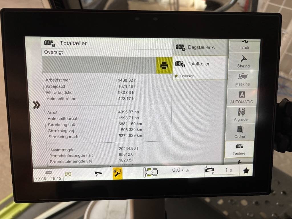 Mähdrescher des Typs CLAAS Lexion 8800 4WD, Gebrauchtmaschine in Brønderslev (Bild 8)