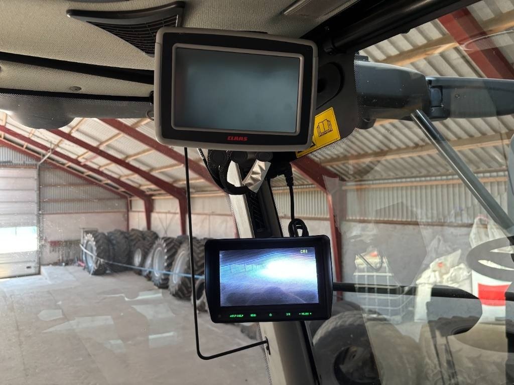 Mähdrescher des Typs CLAAS Lexion 8800 4WD, Gebrauchtmaschine in Brønderslev (Bild 7)