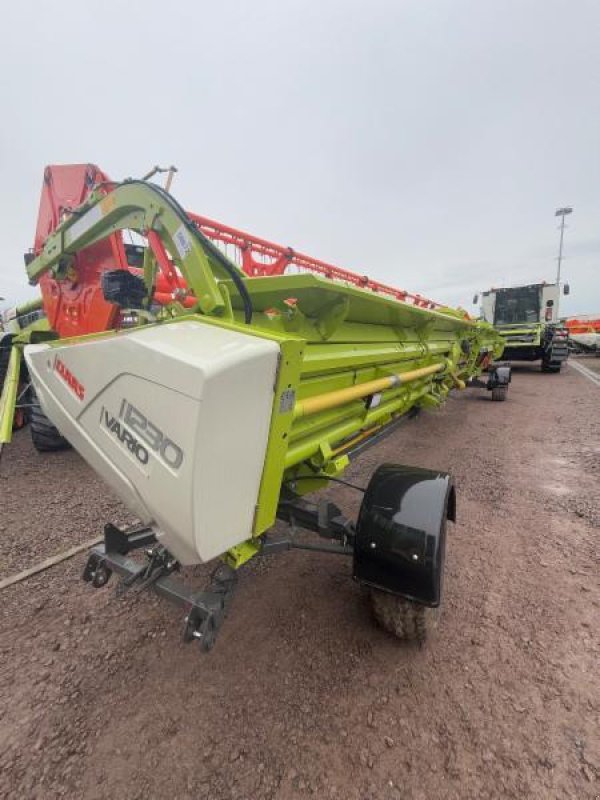 Mähdrescher typu CLAAS LEXION 8800 TERRA TRAC, Gebrauchtmaschine v Landsberg (Obrázek 9)