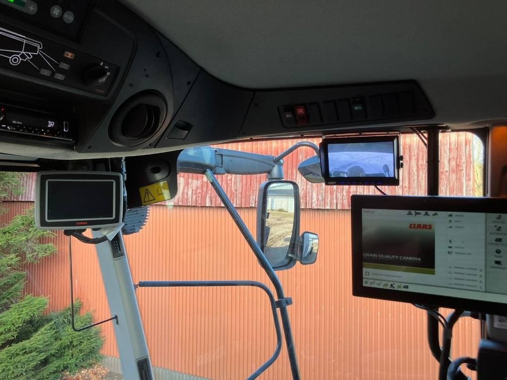 Mähdrescher Türe ait CLAAS Lexion 8800 TT - 4 WD, Gebrauchtmaschine içinde Mern (resim 10)