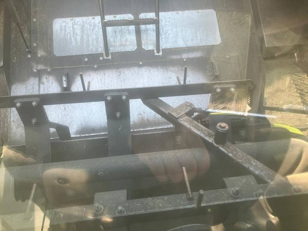 Mähdrescher Türe ait CLAAS Lexion 8800 TT - 4 WD, Gebrauchtmaschine içinde Mern (resim 12)