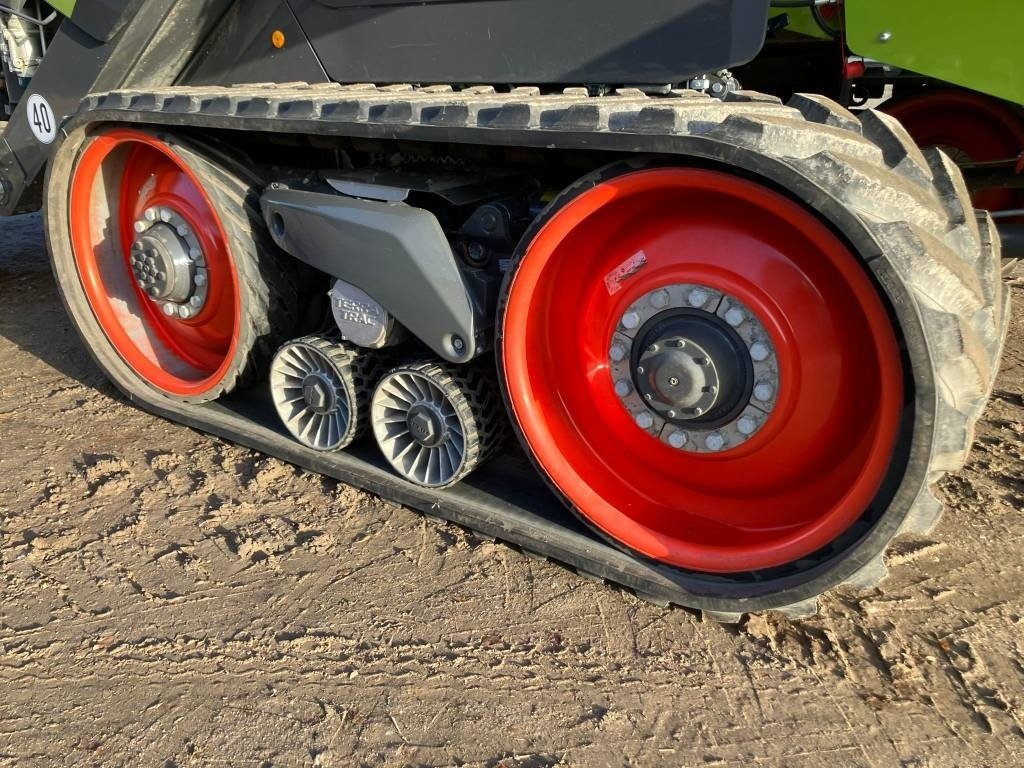 Mähdrescher Türe ait CLAAS Lexion 8800 TT - 4 WD, Gebrauchtmaschine içinde Mern (resim 8)