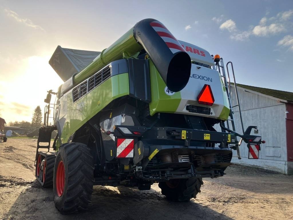 Mähdrescher Türe ait CLAAS Lexion 8800 TT - 4 WD, Gebrauchtmaschine içinde Mern (resim 4)