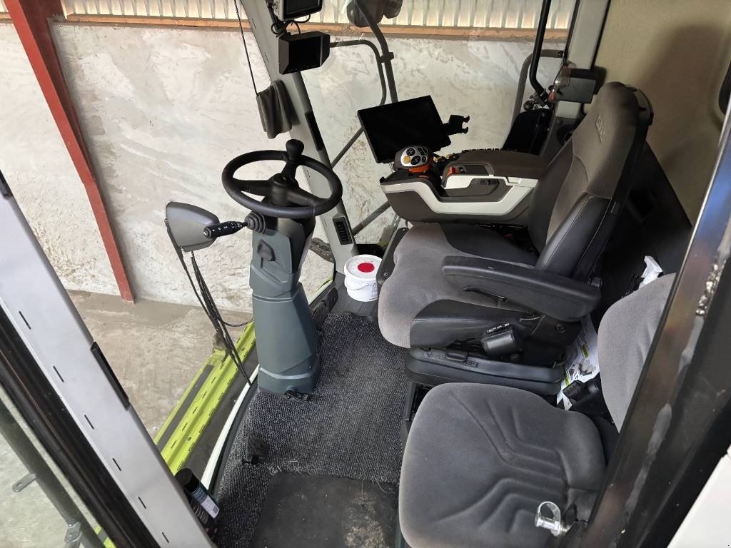 Mähdrescher del tipo CLAAS LEXION 8800 TT 4 WD, Gebrauchtmaschine In Brønderslev (Immagine 6)