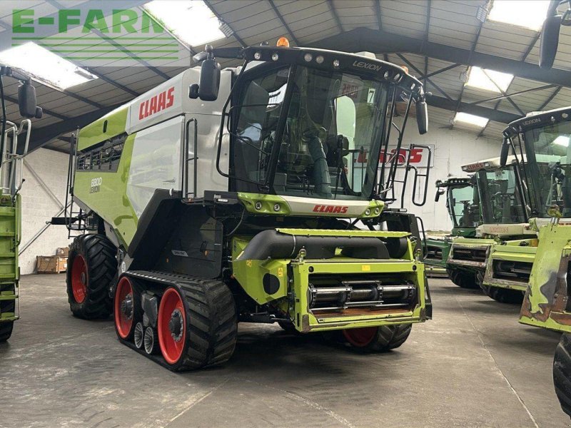 Mähdrescher des Typs CLAAS LEXION 8800 TT, Gebrauchtmaschine in SLEAFORD (Bild 1)
