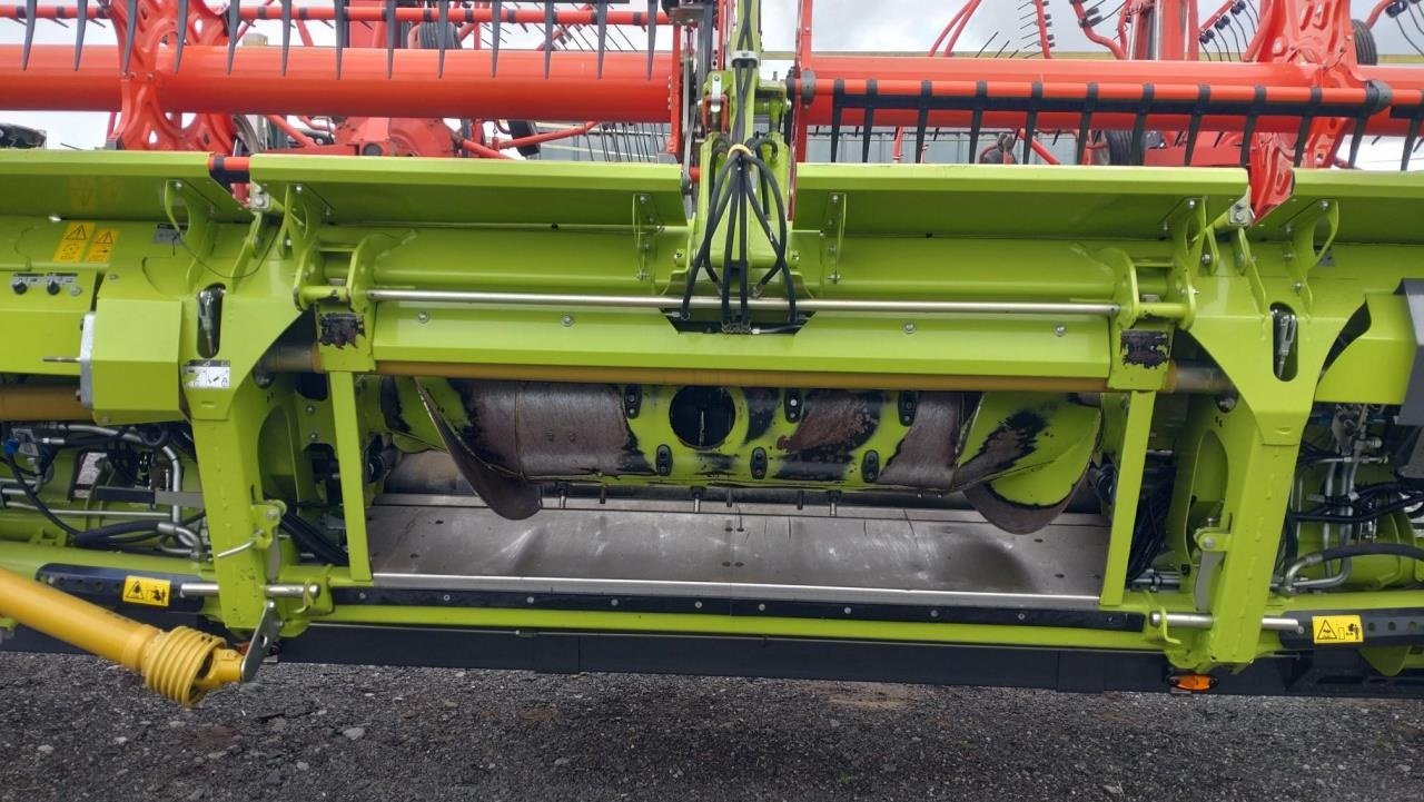 Mähdrescher del tipo CLAAS LEXION 8800, Gebrauchtmaschine In Maribo (Immagine 19)