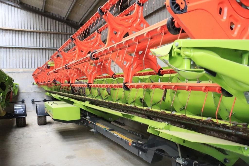 Mähdrescher des Typs CLAAS Lexion 8800TT  3 stk. Kommer snart. Vi giver 100 timers reklamationsret i DK!!! Ring til Ulrik 0045-40255544, Gebrauchtmaschine in Kolding (Bild 8)