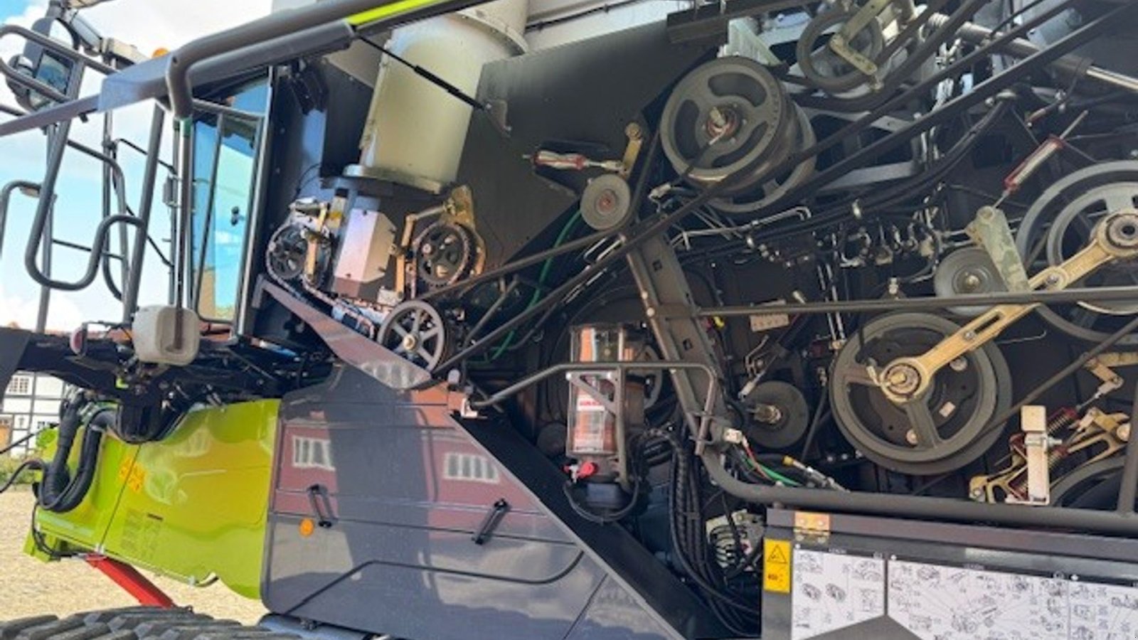 Mähdrescher tip CLAAS Lexion 8800TT 8800 TT, m. meget udstyr, Gebrauchtmaschine in Nykøbing Falster (Poză 10)