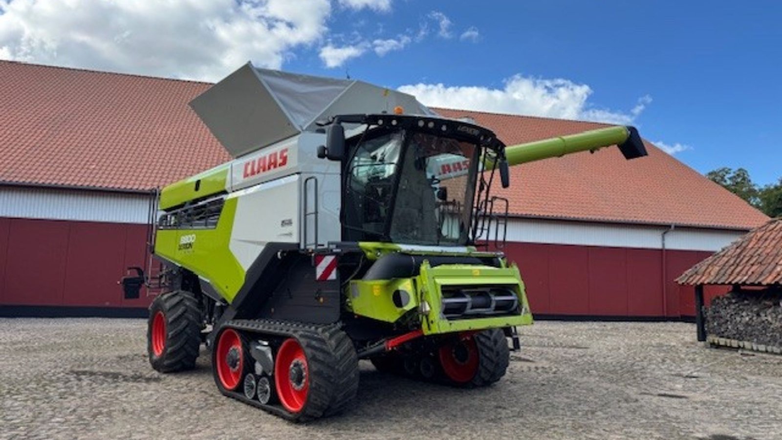 Mähdrescher tip CLAAS Lexion 8800TT 8800 TT, m. meget udstyr, Gebrauchtmaschine in Nykøbing Falster (Poză 2)
