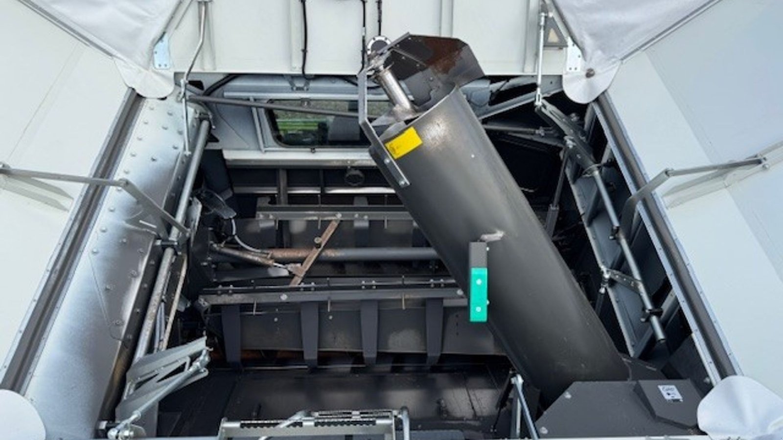 Mähdrescher tip CLAAS Lexion 8800TT 8800 TT, m. meget udstyr, Gebrauchtmaschine in Nykøbing Falster (Poză 18)