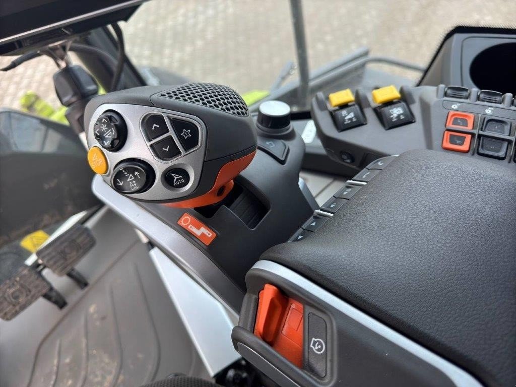 Mähdrescher typu CLAAS Lexion 8800TT VI GIVER 50 TIMERS HØSTGARANTI!!! 6 x CEMOS AUTO., Gebrauchtmaschine v Kolding (Obrázek 12)