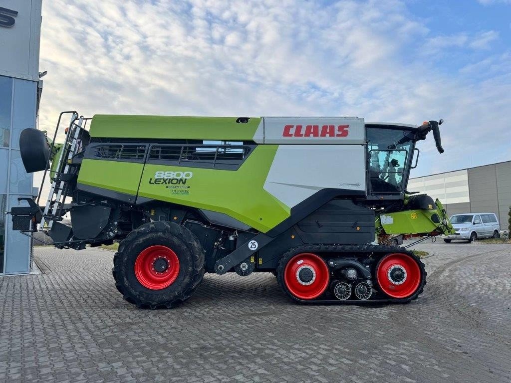 Mähdrescher typu CLAAS Lexion 8800TT VI GIVER 50 TIMERS HØSTGARANTI!!! 6 x CEMOS AUTO., Gebrauchtmaschine v Kolding (Obrázek 7)