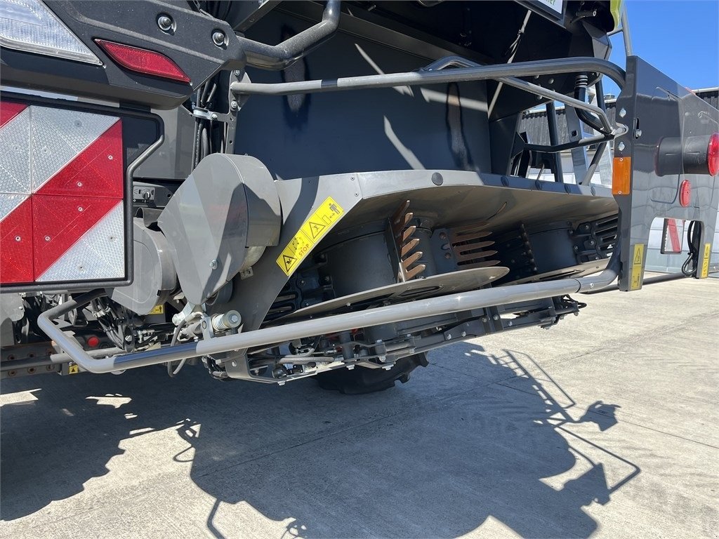 Mähdrescher del tipo CLAAS LEXION 8800TT, Gebrauchtmaschine In Vinderup (Immagine 7)