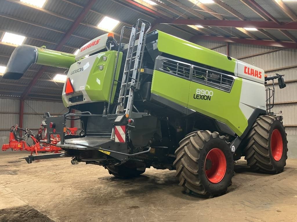 Mähdrescher van het type CLAAS Lexion 8900 4 WD, Gebrauchtmaschine in Aalestrup (Foto 7)