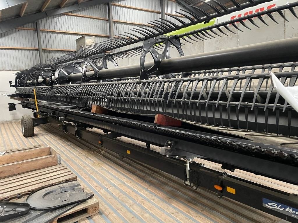 Mähdrescher typu CLAAS LEXION 8900 - 4WD, Gebrauchtmaschine v Mern (Obrázek 12)