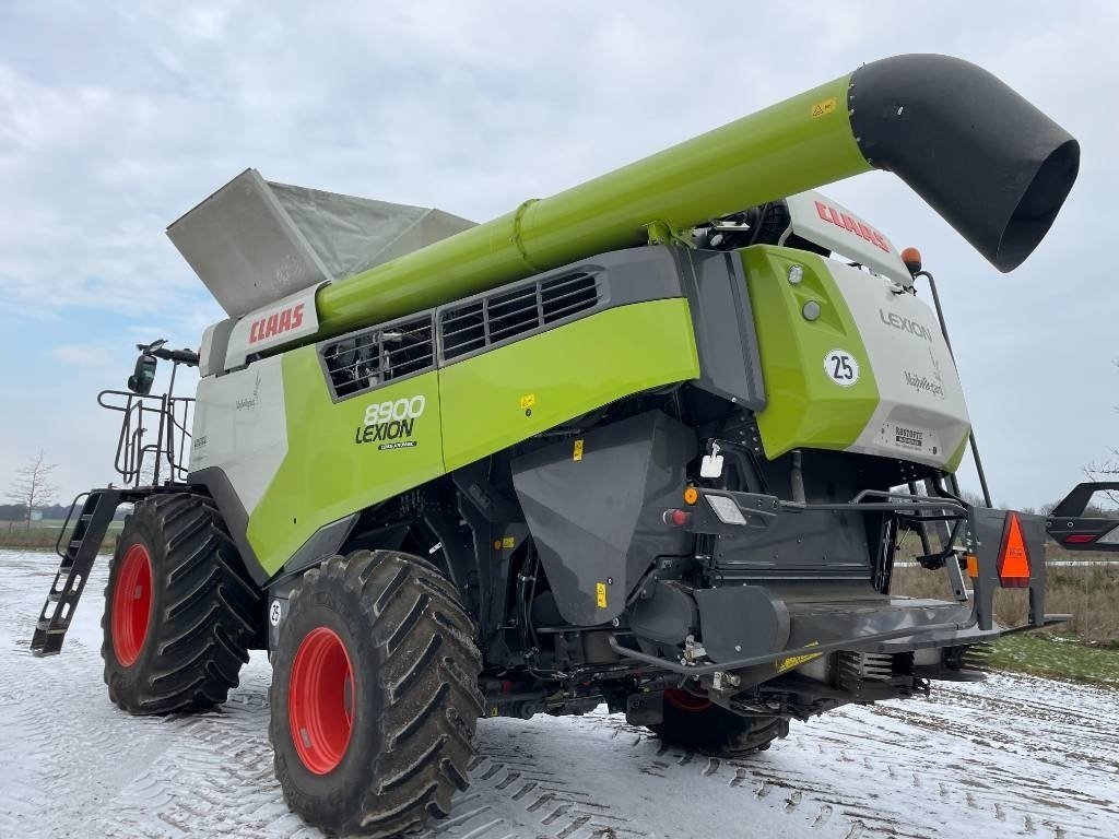Mähdrescher typu CLAAS LEXION 8900 - 4WD, Gebrauchtmaschine v Mern (Obrázek 2)