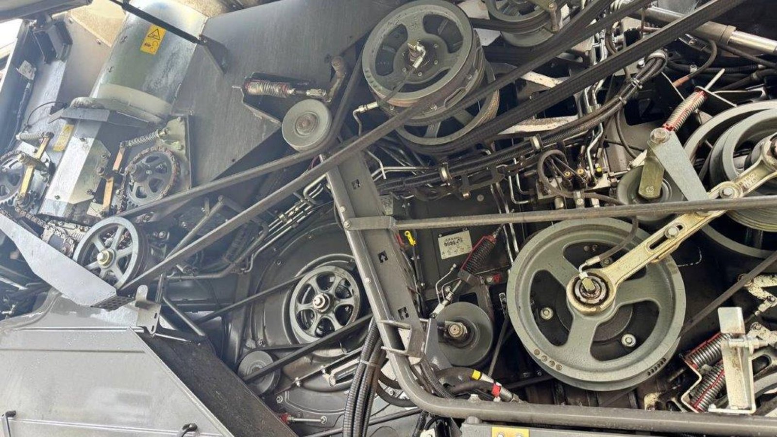 Mähdrescher des Typs CLAAS LEXION 8900  TT. Kun 380 timer. Brede bælter. 7 x CEMOS. Sat Nav., Gebrauchtmaschine in Kolding (Bild 7)