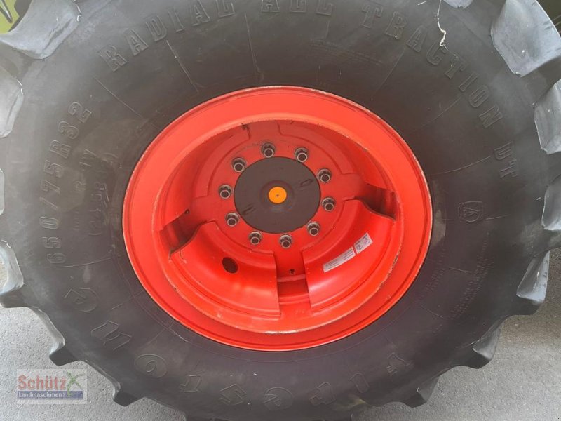 Mähdrescher van het type CLAAS Lexion verstärkte 10-Loch Felgen mit Reifen 650/75 R32, Gebrauchtmaschine in Schierling (Foto 1)