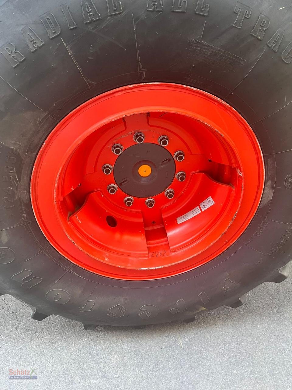 Mähdrescher des Typs CLAAS Lexion verstärkte 10-Loch Felgen mit Reifen 650/75 R32, Gebrauchtmaschine in Schierling (Bild 9)