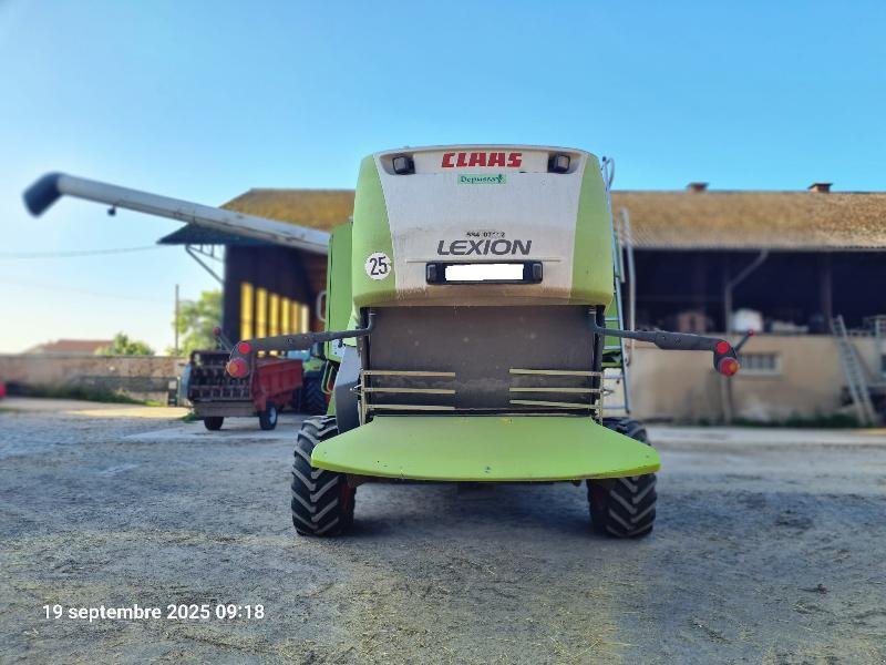 Mähdrescher of the type CLAAS LEXION540, Gebrauchtmaschine in BRAY en Val (Picture 7)