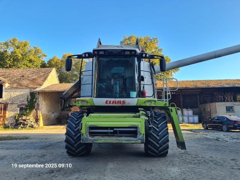 Mähdrescher of the type CLAAS LEXION540, Gebrauchtmaschine in BRAY en Val (Picture 9)