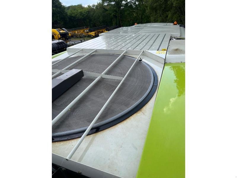 Mähdrescher typu CLAAS LEXION750, Gebrauchtmaschine v PONTIVY (Obrázek 10)