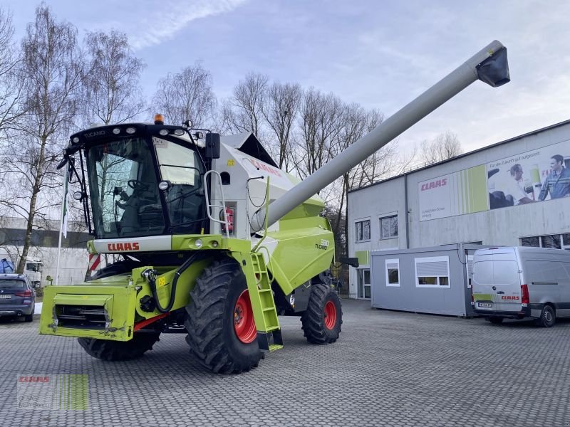 Mähdrescher of the type CLAAS MÄHDRESCHER CLAAS TUCANO 320, Gebrauchtmaschine in Vohburg (Picture 2)