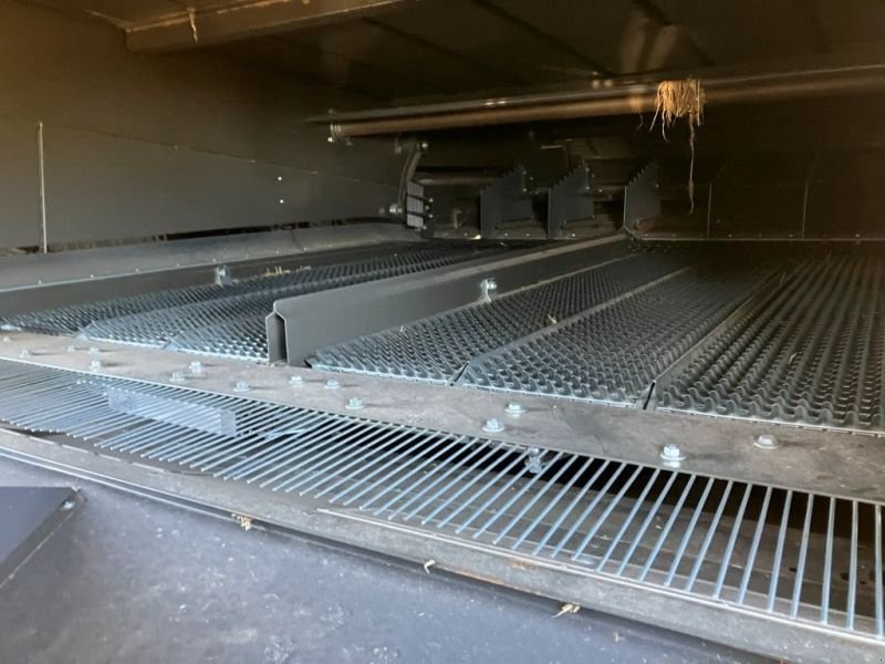 Mähdrescher des Typs CLAAS MÄHDRESCHER LEXION 8600TT, Neumaschine in Lommatzsch (Bild 8)