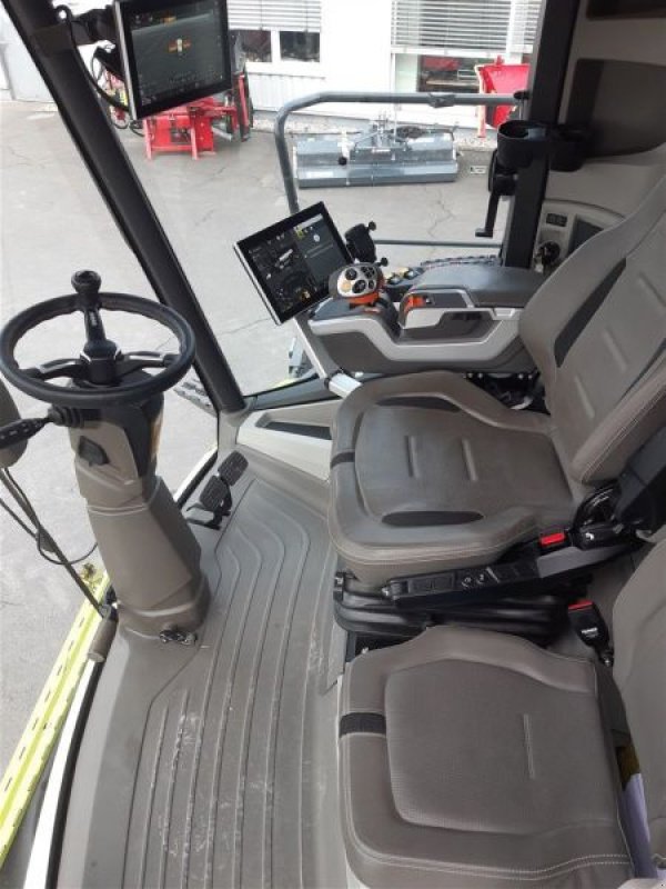 Mähdrescher des Typs CLAAS MÄHDRESCHER LEXION 8700TT, Neumaschine in Lommatzsch (Bild 10)