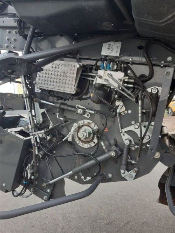 Mähdrescher des Typs CLAAS MÄHDRESCHER LEXION 8700TT, Neumaschine in Lommatzsch (Bild 18)