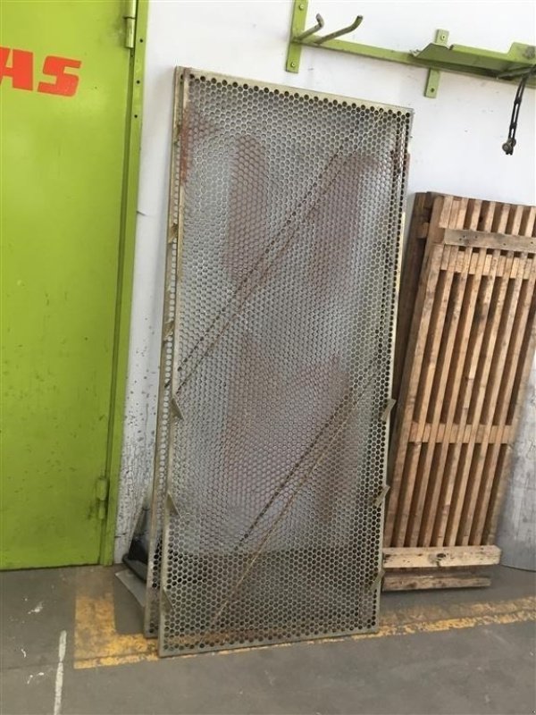 Mähdrescher του τύπου CLAAS Majs solde LEXION 550, Gebrauchtmaschine σε Mern (Φωτογραφία 1)