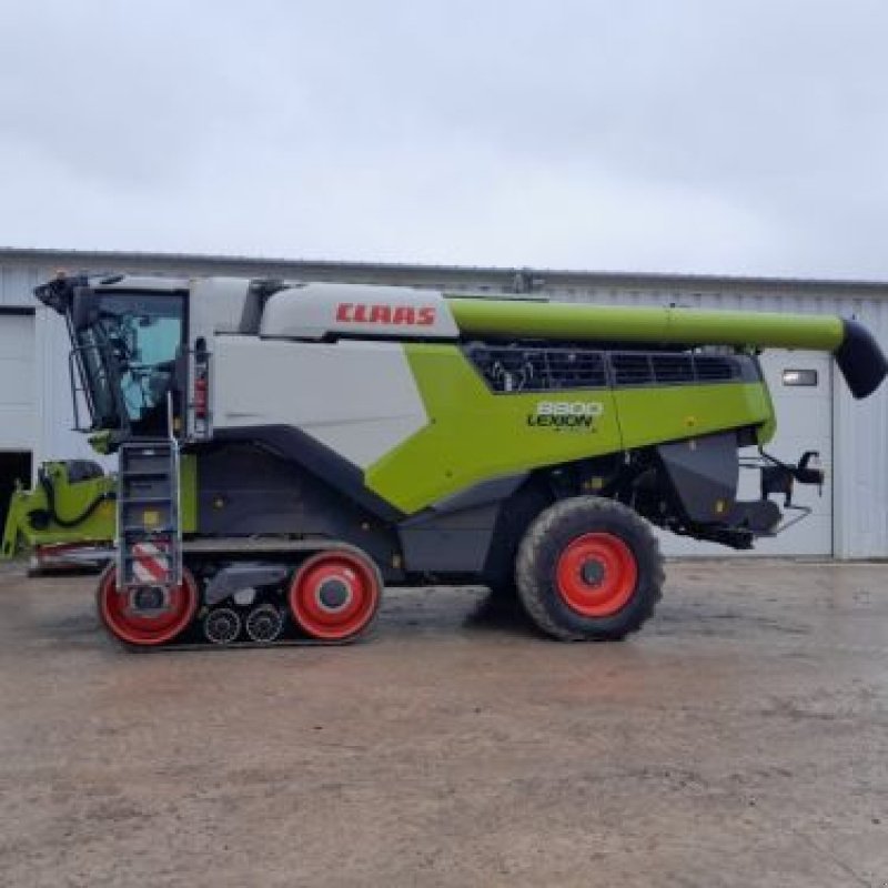 Mähdrescher of the type CLAAS MB CLAAS LEXION 8800 TT, Gebrauchtmaschine in Belleville sur Meuse (Picture 5)